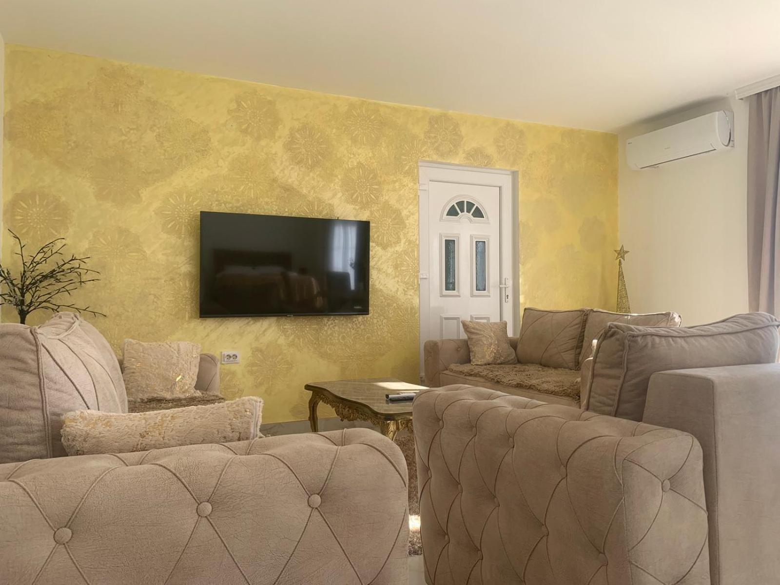 Dina Lux Apartman Ягодина Экстерьер фото